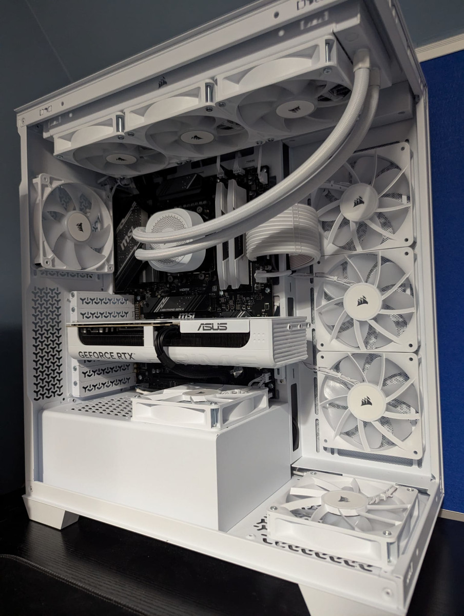 Computers/carl_megatron/carl.jpg